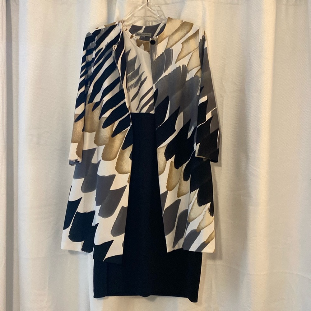Danny and Nicole 2 Piece Sleeveless Dress and Long Sleeved Jacket set. Size 16
